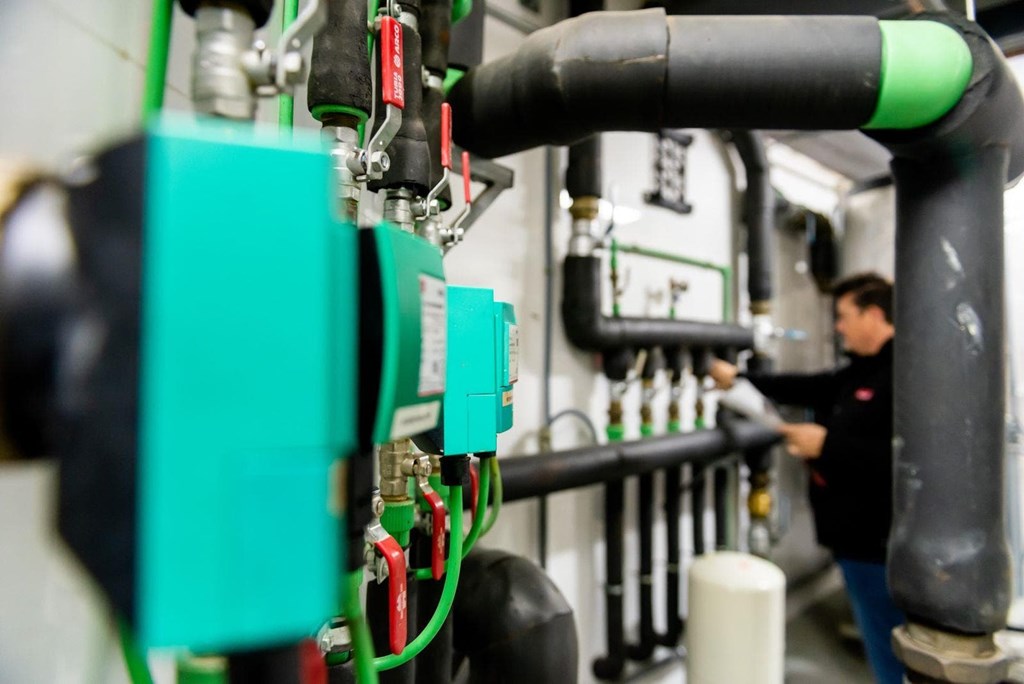 ¿Qué mantenimiento necesita un termo eléctrico?